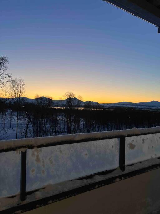 Ny Leilighet I Nytt Bygg I Naturskjonne Omgivelser! Tromsø Eksteriør billede
